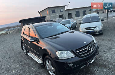 Позашляховик / Кросовер Mercedes-Benz M-Class 2005 в Хусті