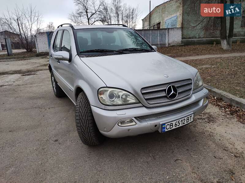 Mercedes-Benz M-Class 2003