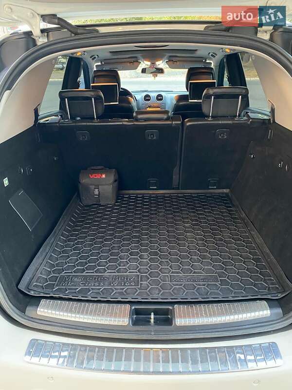 Позашляховик / Кросовер Mercedes-Benz M-Class 2008 в Харкові