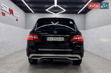 Позашляховик / Кросовер Mercedes-Benz M-Class 2011 в 