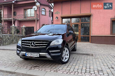Позашляховик / Кросовер Mercedes-Benz M-Class 2011 в 