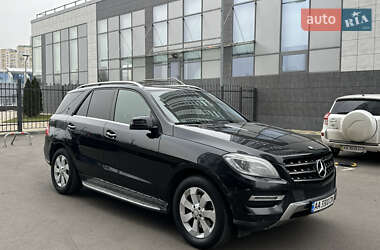 Внедорожник / Кроссовер Mercedes-Benz M-Class 2012 в Киеве