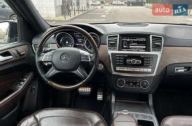 Внедорожник / Кроссовер Mercedes-Benz M-Class 2012 в Киеве