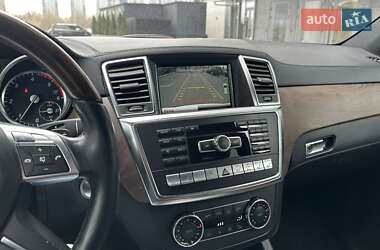 Внедорожник / Кроссовер Mercedes-Benz M-Class 2012 в Киеве