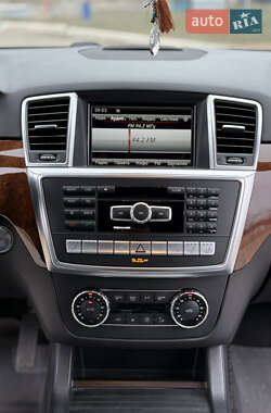 Внедорожник / Кроссовер Mercedes-Benz M-Class 2013 в 