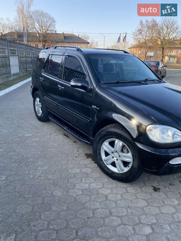 Внедорожник / Кроссовер Mercedes-Benz M-Class 2003 в 