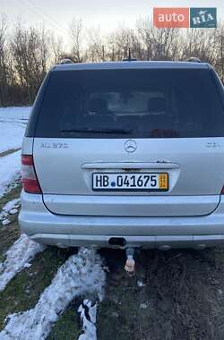 Внедорожник / Кроссовер Mercedes-Benz M-Class 2002 в Ставище