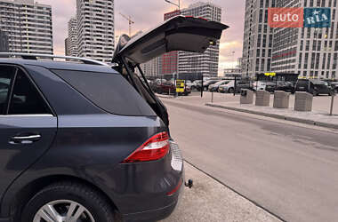 Внедорожник / Кроссовер Mercedes-Benz M-Class 2013 в Киеве