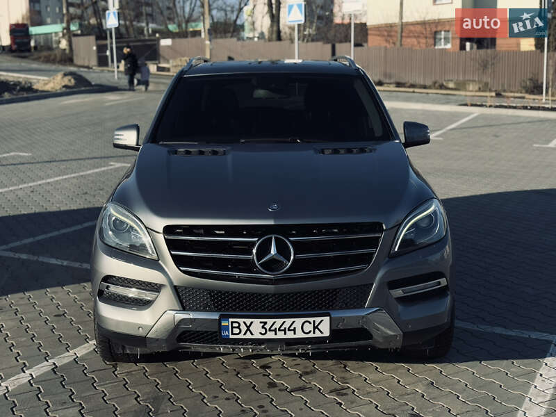 Внедорожник / Кроссовер Mercedes-Benz M-Class 2012 в Хмельницком