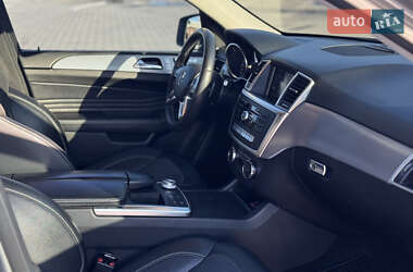 Позашляховик / Кросовер Mercedes-Benz M-Class 2012 в 