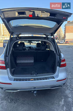 Внедорожник / Кроссовер Mercedes-Benz M-Class 2013 в 