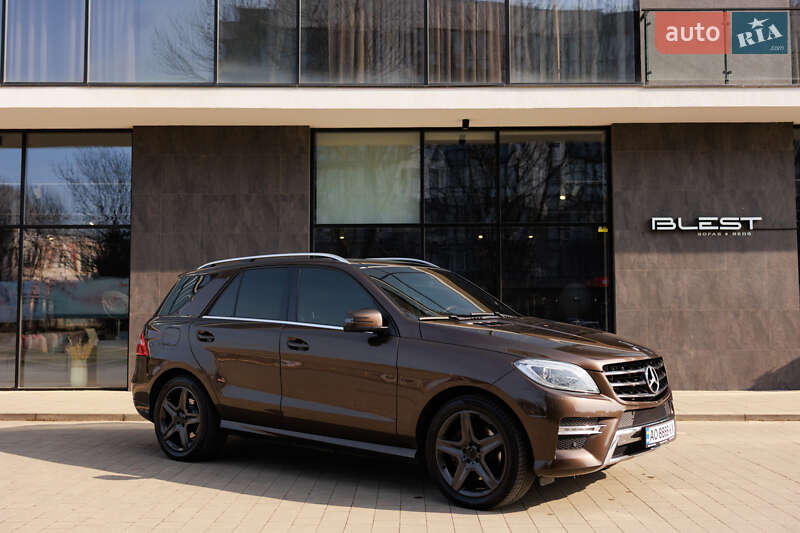 Внедорожник / Кроссовер Mercedes-Benz M-Class 2011 в Ужгороде