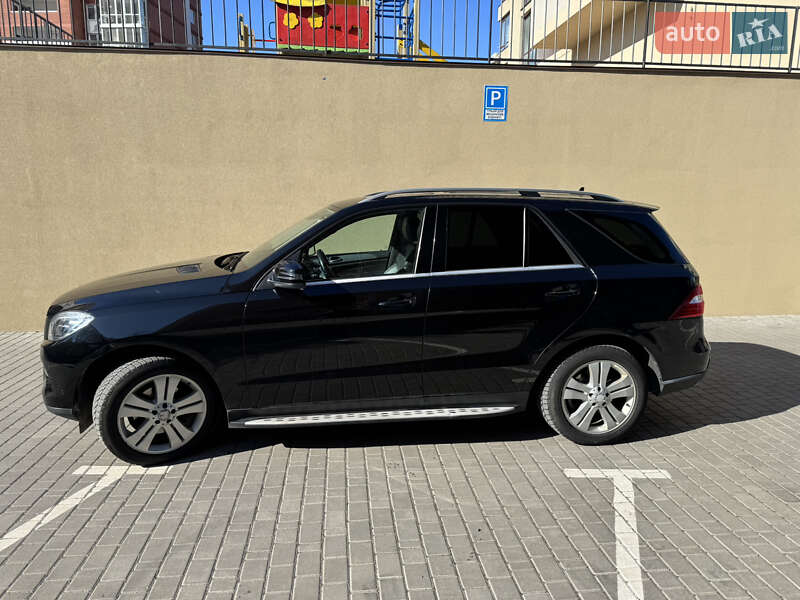 Внедорожник / Кроссовер Mercedes-Benz M-Class 2013 в 