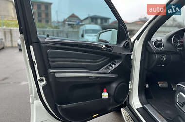 Внедорожник / Кроссовер Mercedes-Benz M-Class 2011 в 