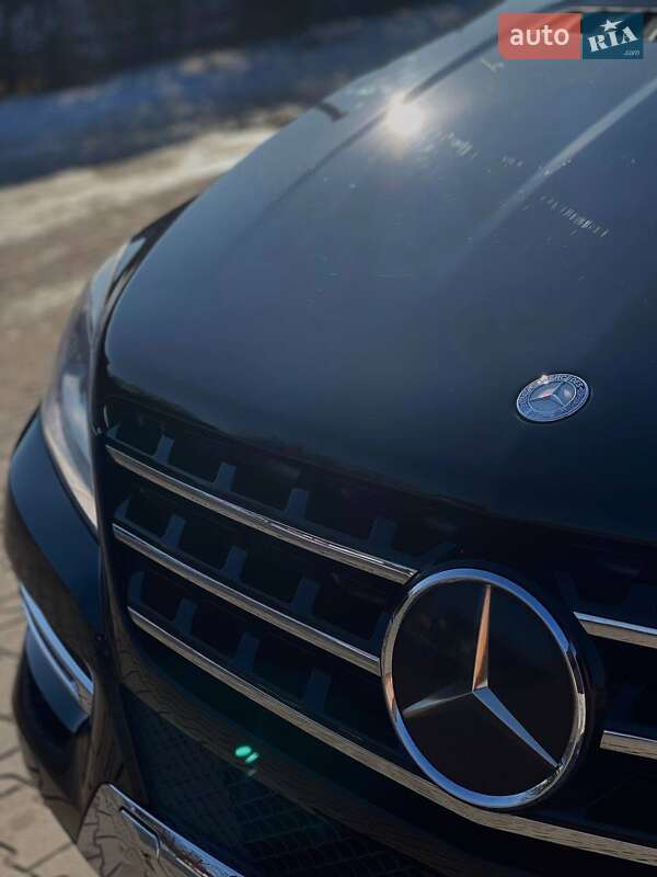 Внедорожник / Кроссовер Mercedes-Benz M-Class 2011 в Косове