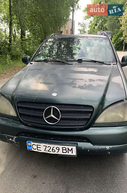 Внедорожник / Кроссовер Mercedes-Benz M-Class 2000 в 