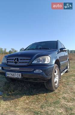 Внедорожник / Кроссовер Mercedes-Benz M-Class 2002 в Днепре