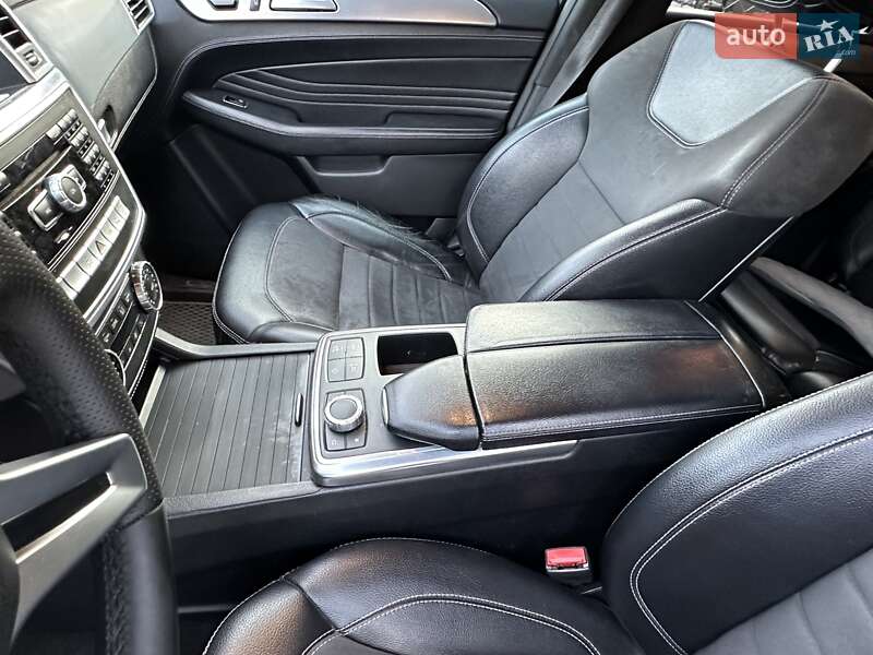 Внедорожник / Кроссовер Mercedes-Benz M-Class 2014 в Ровно