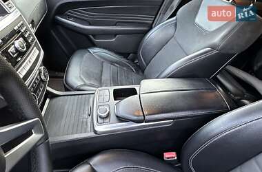 Внедорожник / Кроссовер Mercedes-Benz M-Class 2014 в 
