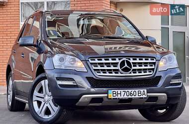 Внедорожник / Кроссовер Mercedes-Benz M-Class 2011 в Одессе
