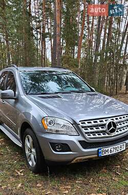 Внедорожник / Кроссовер Mercedes-Benz M-Class 2010 в 
