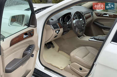 Внедорожник / Кроссовер Mercedes-Benz M-Class 2012 в 