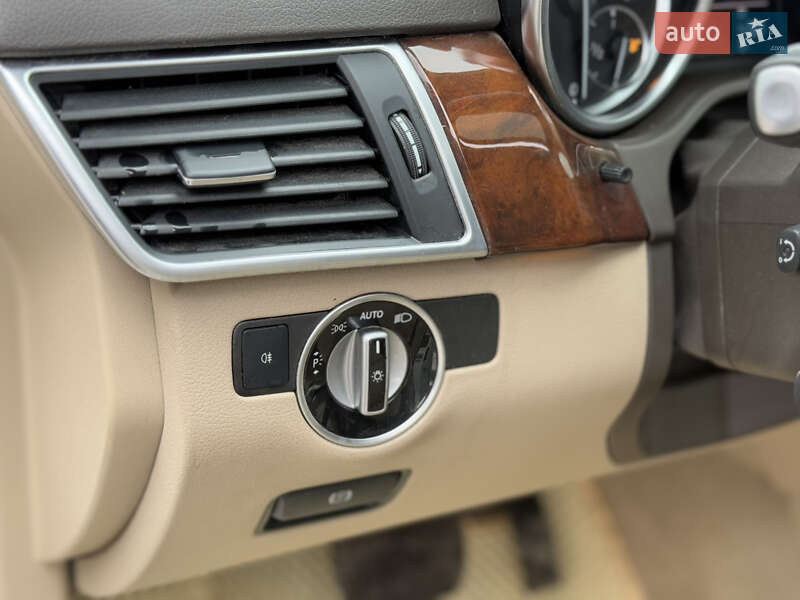 Внедорожник / Кроссовер Mercedes-Benz M-Class 2012 в Летичеве