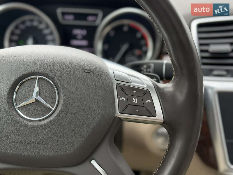 Внедорожник / Кроссовер Mercedes-Benz M-Class 2012 в Летичеве