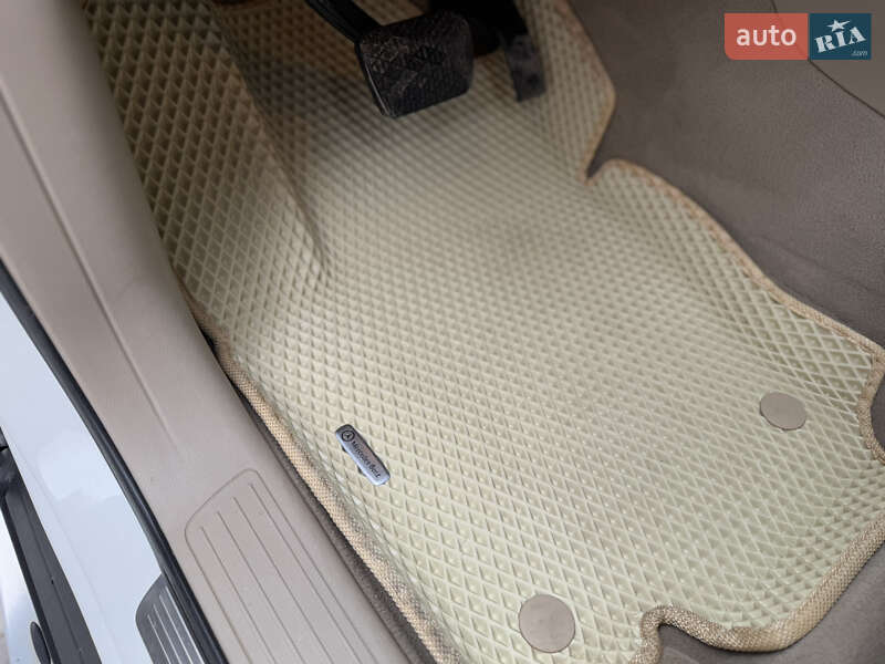 Позашляховик / Кросовер Mercedes-Benz M-Class 2012 в Летичіві фото 61 Позашляховик / Кросовер Mercedes-Benz M-Class 2012 в Летичіві