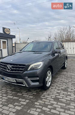 Позашляховик / Кросовер Mercedes-Benz M-Class 2013 в Луцьку