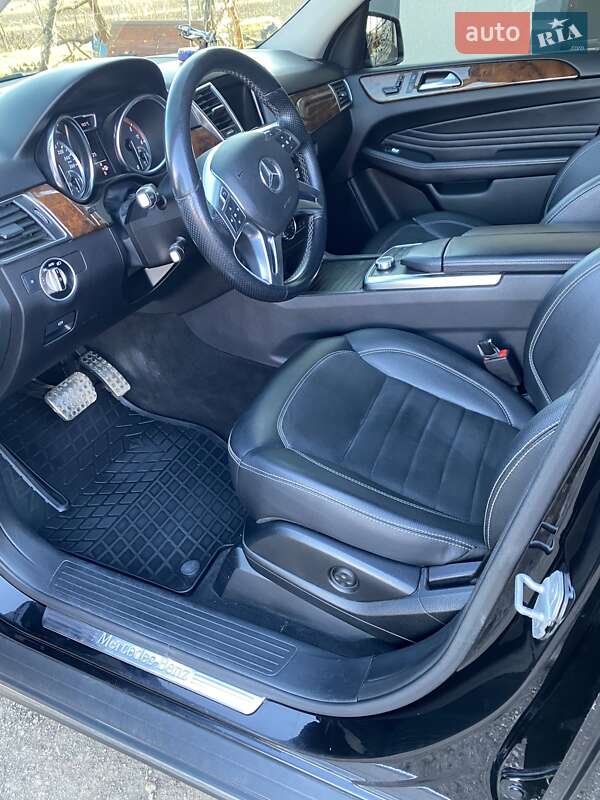 Внедорожник / Кроссовер Mercedes-Benz M-Class 2011 в Росошанах