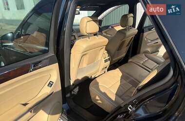 Позашляховик / Кросовер Mercedes-Benz M-Class 2011 в 