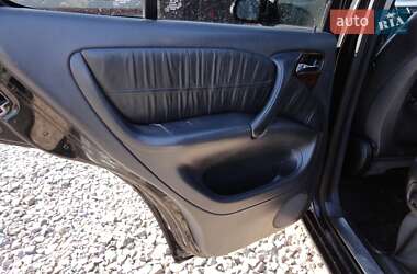 Внедорожник / Кроссовер Mercedes-Benz M-Class 2004 в 