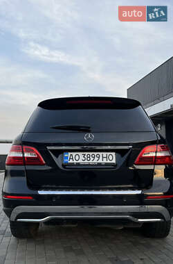 Позашляховик / Кросовер Mercedes-Benz M-Class 2012 в 