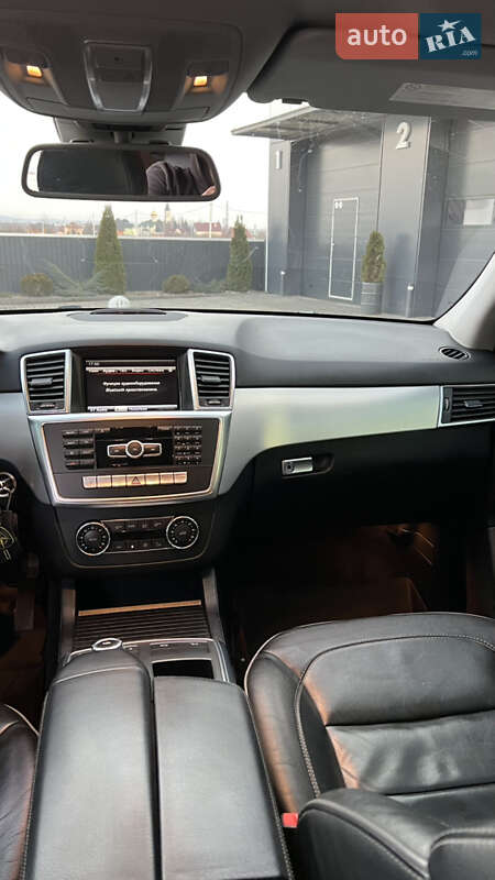 Внедорожник / Кроссовер Mercedes-Benz M-Class 2012 в Хусте