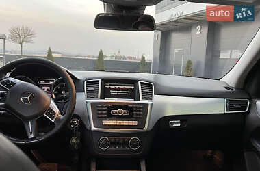Позашляховик / Кросовер Mercedes-Benz M-Class 2012 в 