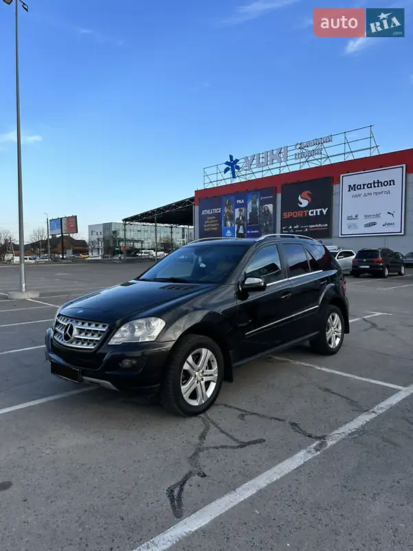 Mercedes-Benz M-Class