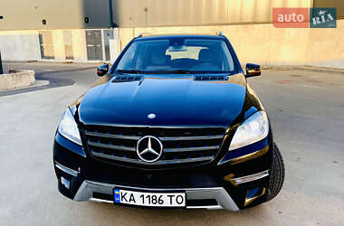 Внедорожник / Кроссовер Mercedes-Benz M-Class 2014 в 