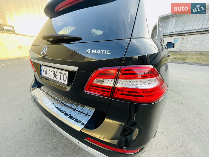 Внедорожник / Кроссовер Mercedes-Benz M-Class 2014 в Киеве