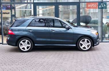 Внедорожник / Кроссовер Mercedes-Benz M-Class 2014 в 