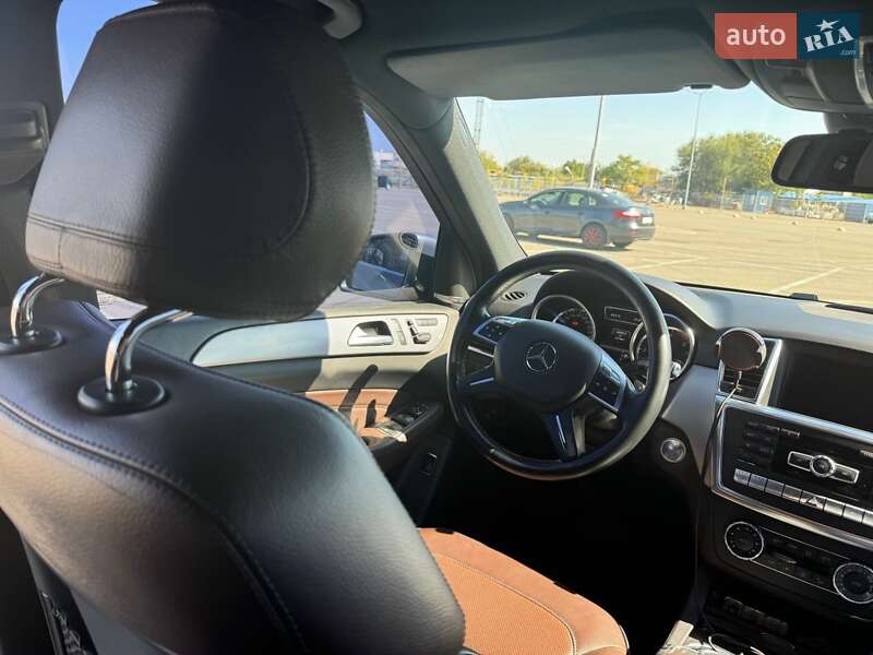 Внедорожник / Кроссовер Mercedes-Benz M-Class 2013 в Днепре