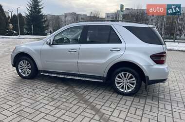 Позашляховик / Кросовер Mercedes-Benz M-Class 2007 в 