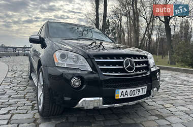 Внедорожник / Кроссовер Mercedes-Benz M-Class 2009 в 