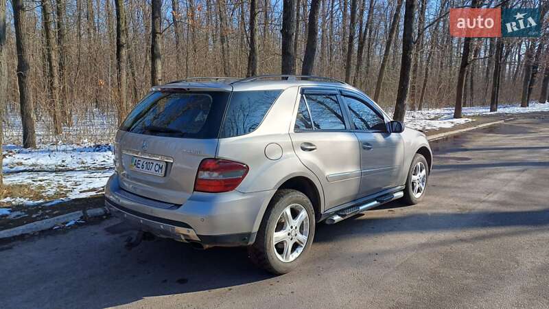 Внедорожник / Кроссовер Mercedes-Benz M-Class 2008 в Кривом Роге