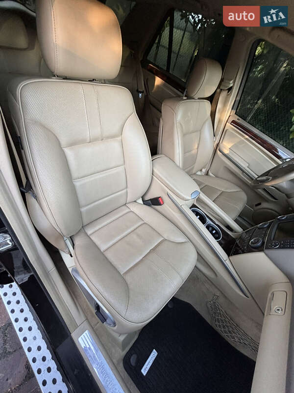 Внедорожник / Кроссовер Mercedes-Benz M-Class 2010 в Киеве