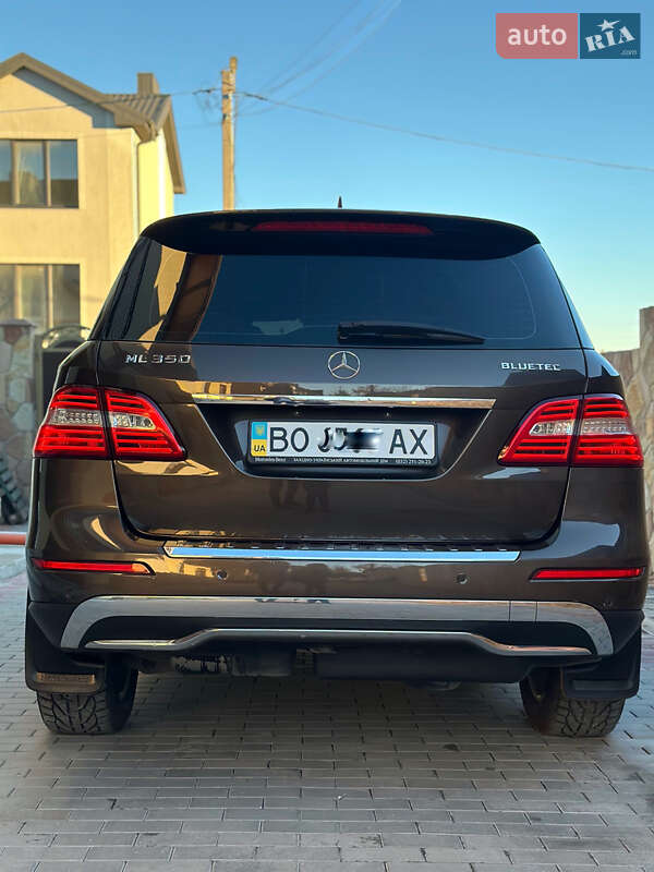Внедорожник / Кроссовер Mercedes-Benz M-Class 2013 в Тернополе