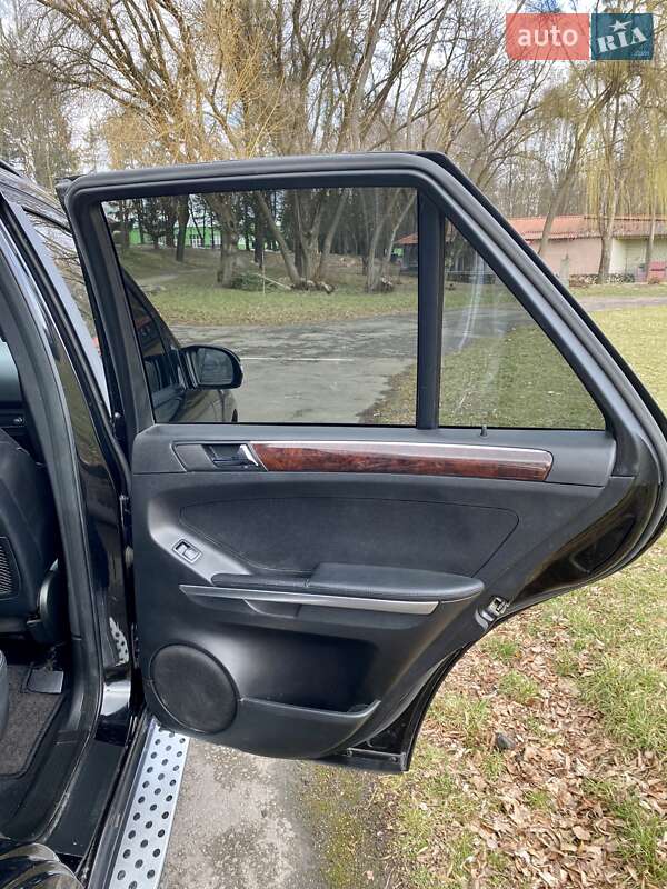 Позашляховик / Кросовер Mercedes-Benz M-Class 2006 в Рівному