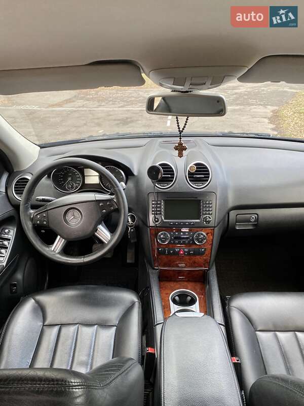 Позашляховик / Кросовер Mercedes-Benz M-Class 2006 в Рівному