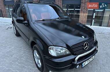Внедорожник / Кроссовер Mercedes-Benz M-Class 1999 в 