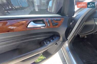 Внедорожник / Кроссовер Mercedes-Benz M-Class 2012 в 